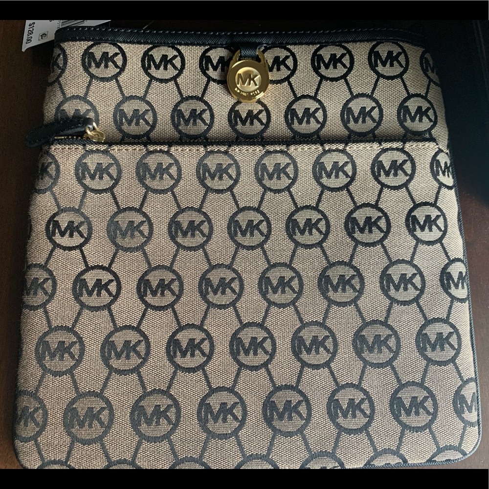 Michael Kors Crossbody